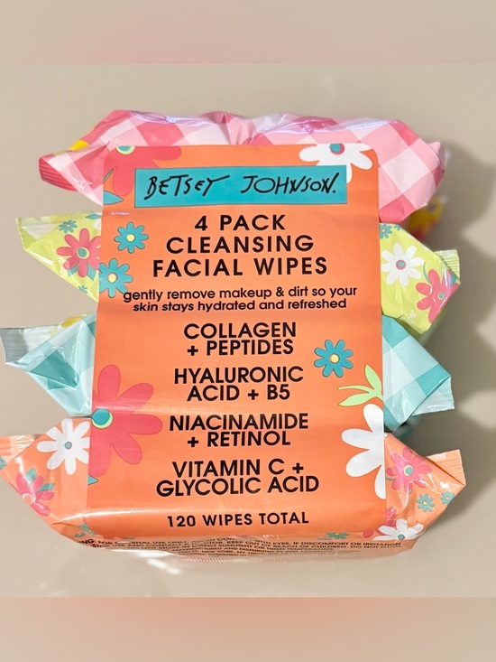 Betsey Johnson Other - Betsey Johnson Orange Floral 4-Pack Cleansing Facial Wipes